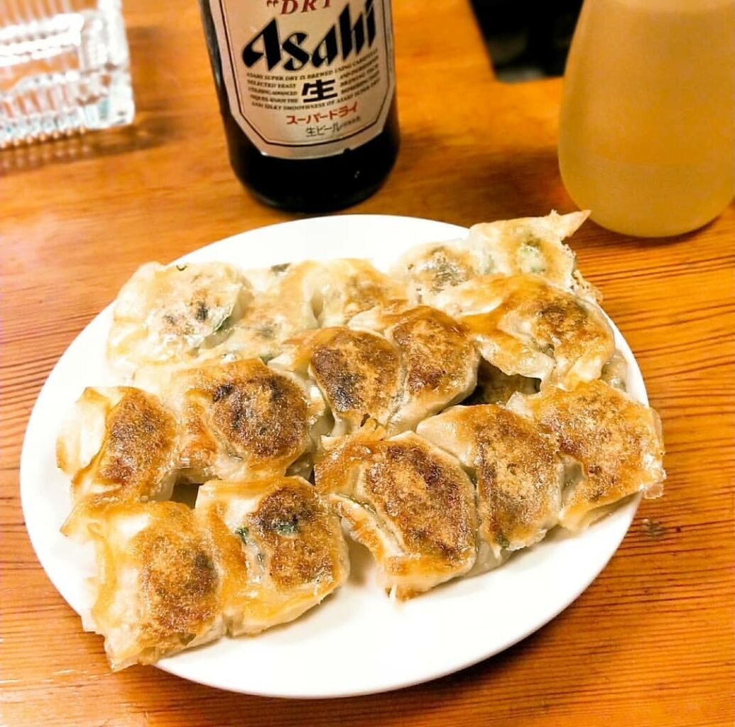 天平 北新地本店(北新地駅・餃子) 天平 北新地本店(北新地駅・餃子)