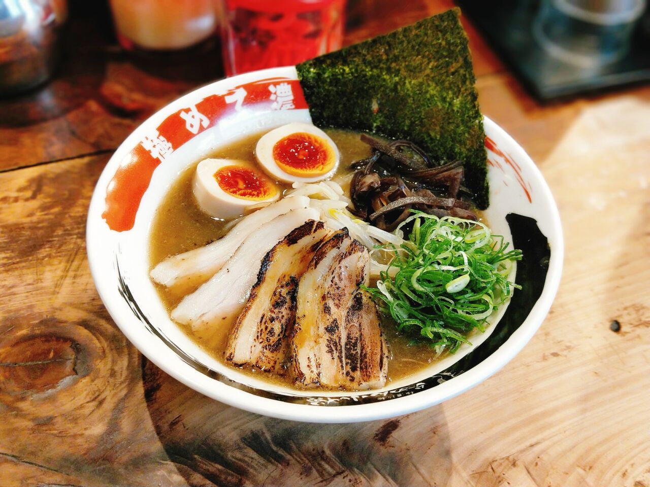 らーめん小僧(新福島駅・ラーメン) らーめん小僧(新福島駅・ラーメン)