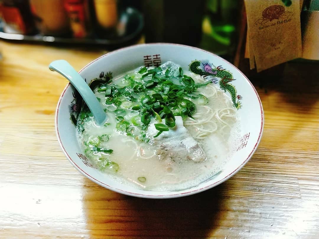 長浜やっさん(北新地駅・居酒屋,ラーメン) 長浜やっさん(北新地駅・居酒屋,ラーメン)